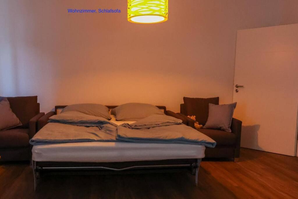 Freundliche Wohnung Mit Parkplatz Und Terrasse Neubrandenburg Exterior photo